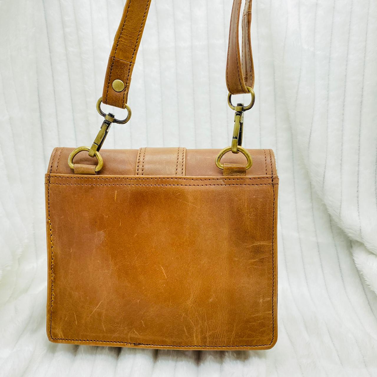 Leather Bag D1