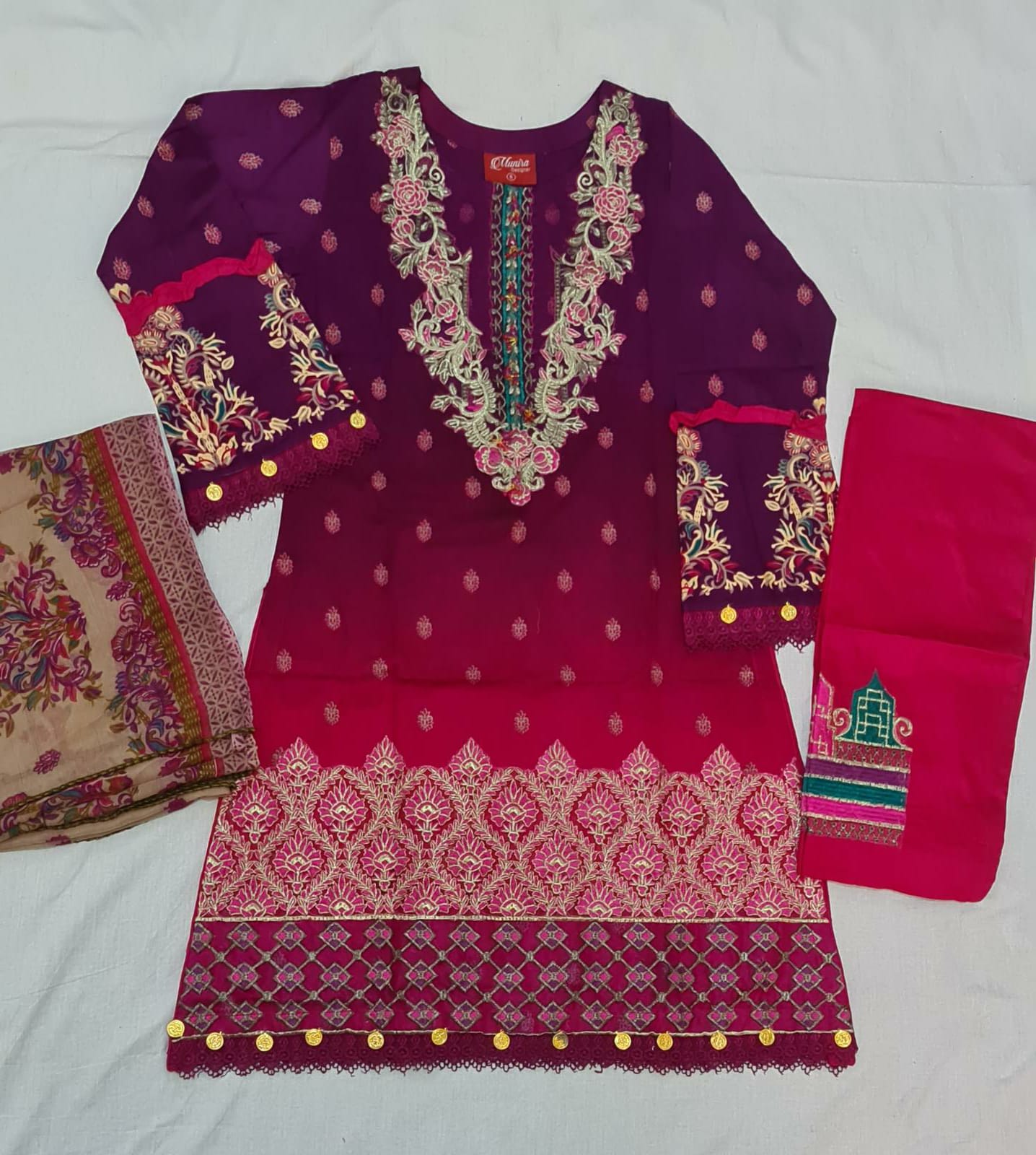 Munira's 3 Piece Stitched