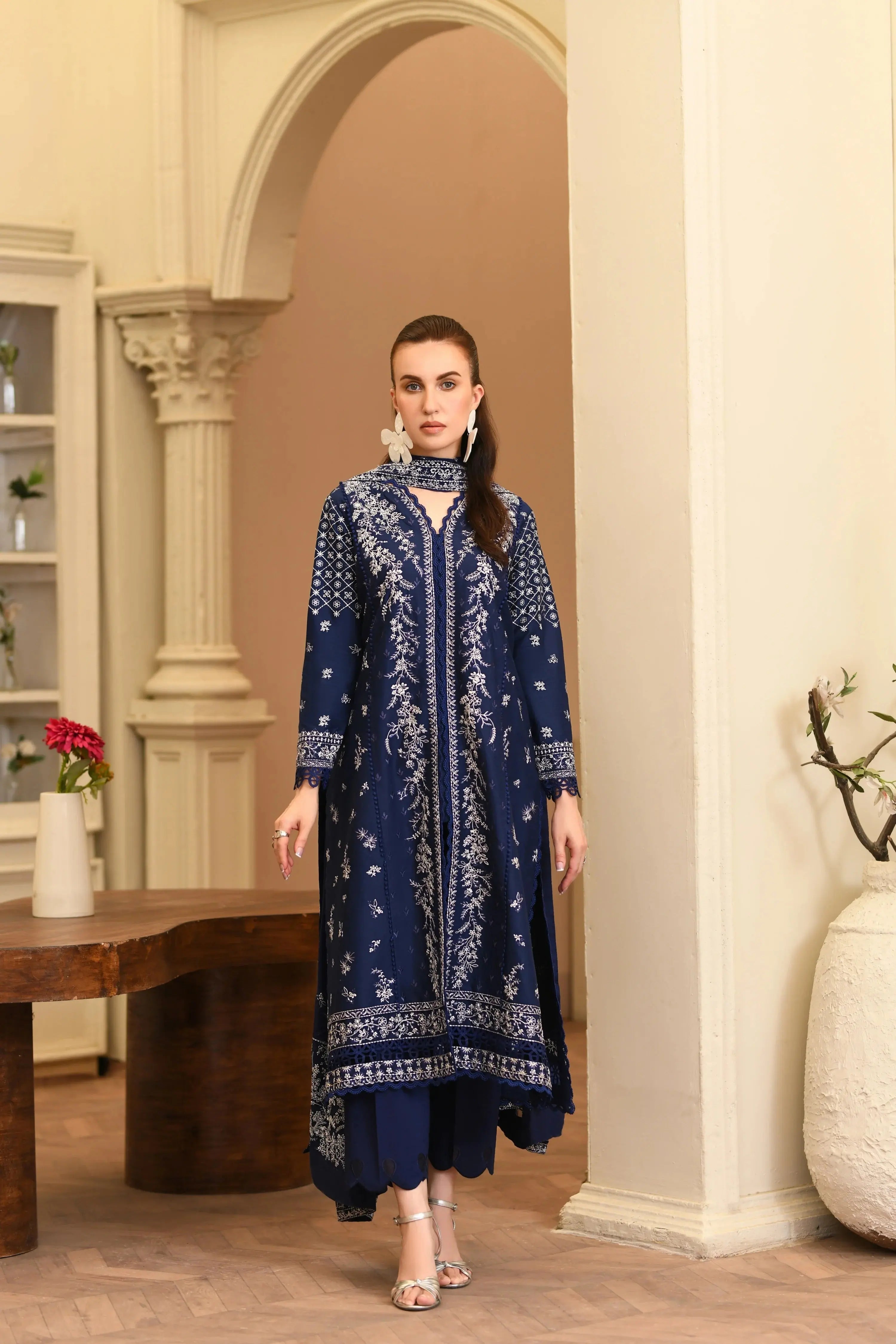 Selected Variant Image