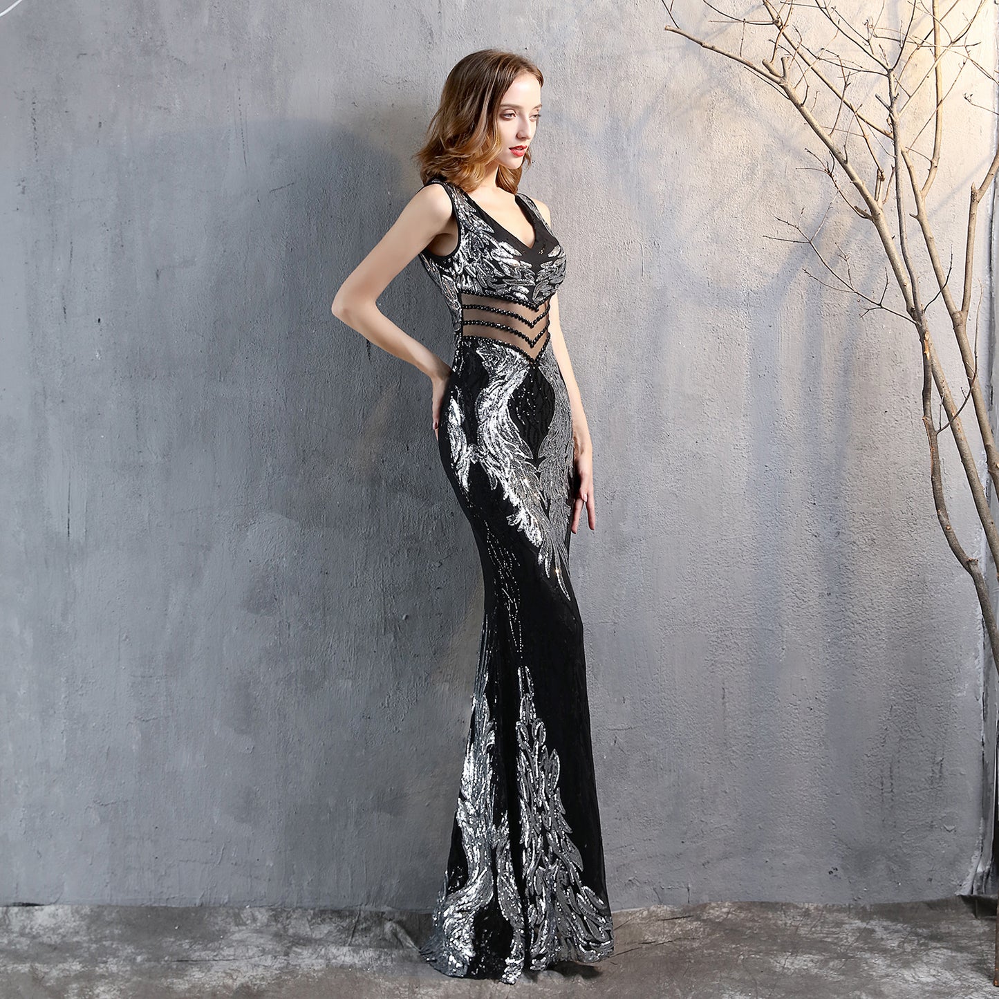 Fashionable Feminine Elegant Long Evening Dress