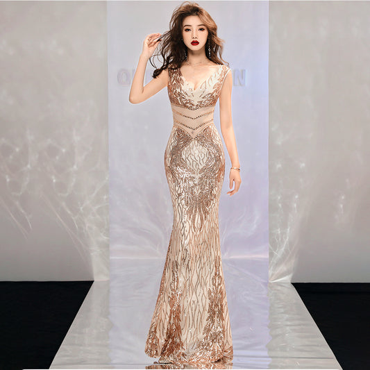 Fashionable Feminine Elegant Long Evening Dress